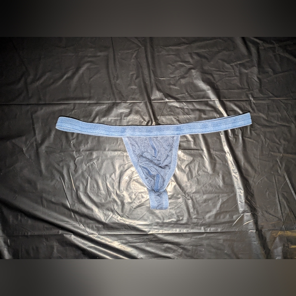 N2N men's Vintage style thong size L